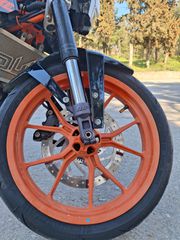 KTM 390 Duke 2016-thumb-12