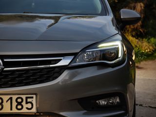 Opel Astra 2018-thumb-29