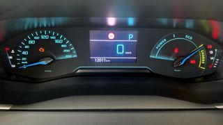 Peugeot 208 2025 P21 FL 1.2 HYBRID 100 E-DCS6 STYLE *ΕΓΓΥΗΣΗ*-thumb-16
