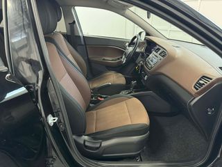 Hyundai i 20 2016 AUTOMATIC 1.4 COPA CAR-thumb-11