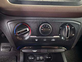 Hyundai i 20 2016 AUTOMATIC 1.4 COPA CAR-thumb-19