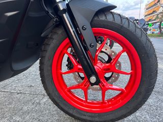 Aprilia SR GT 200 2026-thumb-12
