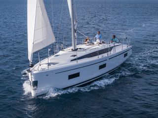 Bavaria 2022 C42