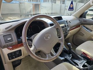 Toyota Land Cruiser 2005