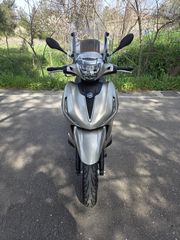 Piaggio Beverly 400 2021-thumb-2