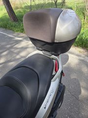 Piaggio Beverly 400 2021-thumb-14