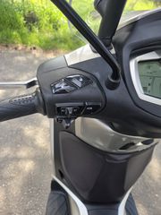 Piaggio Beverly 400 2021-thumb-26