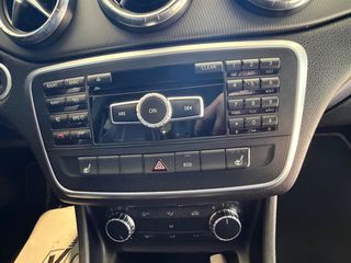 Mercedes-Benz CLA 180 2013 AMG LINE-thumb-6