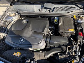 Mercedes-Benz CLA 180 2013 AMG LINE-thumb-8
