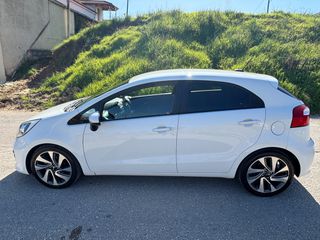 Kia Rio 2016 FULL EXTRA 1.1 CRDI DIESEL-thumb-6