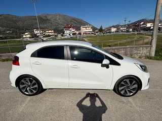 Kia Rio 2016 FULL EXTRA 1.1 CRDI DIESEL-thumb-8