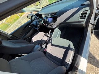 Kia Rio 2016 FULL EXTRA 1.1 CRDI DIESEL-thumb-11