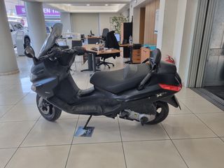 Piaggio X EVO 2016-thumb-2