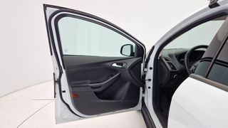 Ford Focus 2015 1.5 TDCi | ΕΩΣ 5 ΕΤΗ ΕΓΓΥΗΣΗ-thumb-12