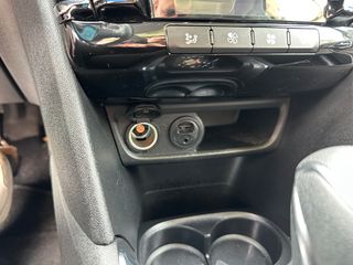 Peugeot 208 2016 ALLURE PANORAMA AUTOMATO/CLIMA/NAVI-thumb-25