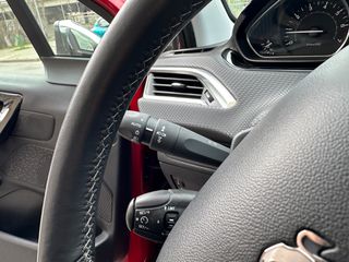 Peugeot 208 2016 ALLURE PANORAMA AUTOMATO/CLIMA/NAVI-thumb-26
