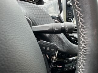 Peugeot 208 2016 ALLURE PANORAMA AUTOMATO/CLIMA/NAVI-thumb-27