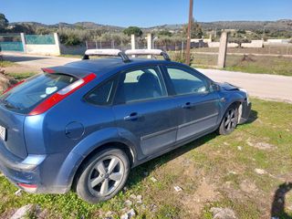 Ford Focus 2005-thumb-1