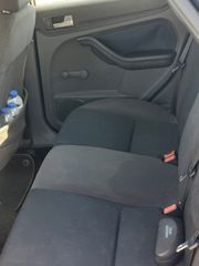 Ford Focus 2005-thumb-8