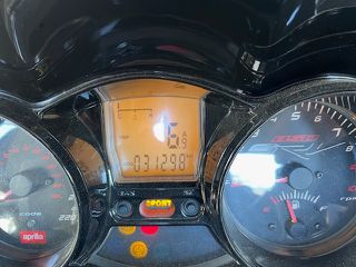 Aprilia SRV 850 2015-thumb-4