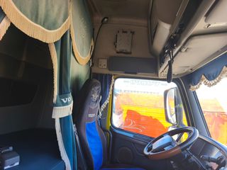 Volvo 2012 FH460-thumb-9