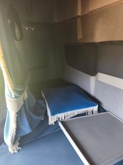 Volvo 2012 FH460-thumb-14