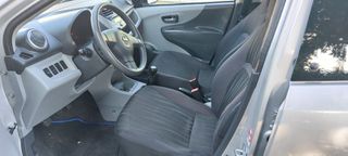 Nissan Pixo 2011-thumb-6