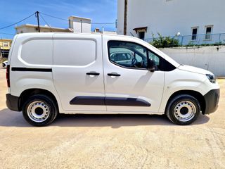 Citroen Berlingo 2021 CLUB-thumb-3