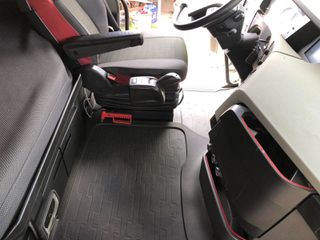 Volvo 2013 EEV 500-thumb-6