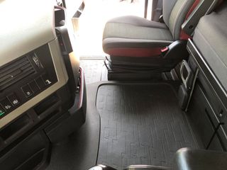 Volvo 2013 EEV 500-thumb-15