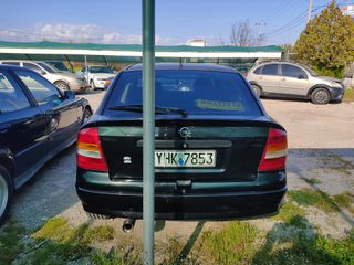 Opel Astra 2000-thumb-3