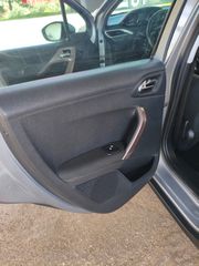 Peugeot 2008 2016-thumb-28