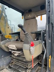 Εκσκαφέας Με Ερπύστριες Komatsu 2015 PC240NLC-10-thumb-15
