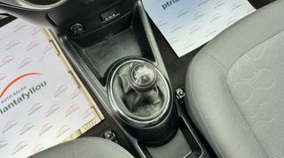 Hyundai i 20 2011 1.2 EDITION FIFA-thumb-16