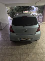Hyundai i 20 2012-thumb-3