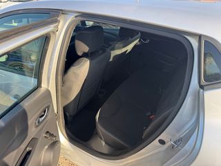 Renault Clio 2017-thumb-12