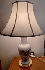 Vintage πορσελάνινο επιτραπέζιο φωτιστικό oriental / chinoiserie – 64 εκ.