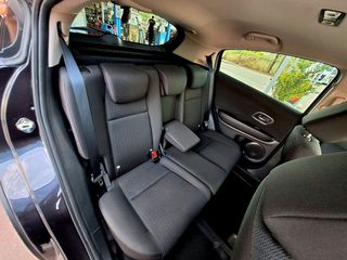 Honda HR-V 2016 1.6 i-DTEC Elegance 120hp FULL EXTRA-thumb-24