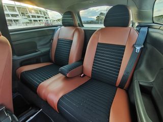 Volvo C30 2011 R design 6speed-thumb-7