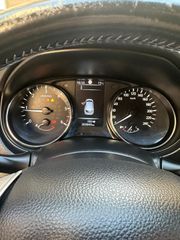 Nissan Qashqai 2015-thumb-5