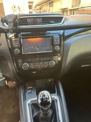 Nissan Qashqai 2015-thumb-2