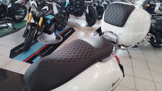 Vespa GTS Super 300 2012-thumb-4