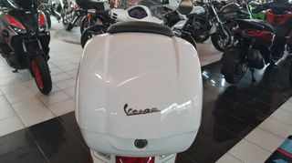 Vespa GTS Super 300 2012-thumb-5