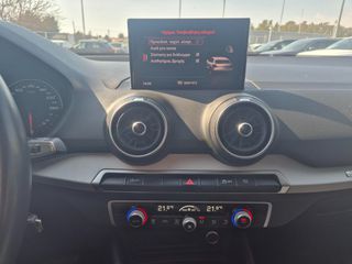 Audi Q2 2020 30 TDI S TRONIC-thumb-11
