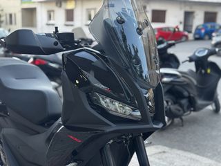 Aprilia SR GT 400 2026-thumb-8