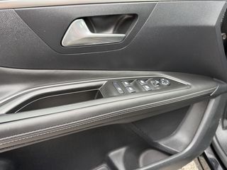 Peugeot 3008 2018 Allure Buisness (GT-Line Packet)-thumb-30