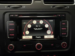 Volkswagen Golf 2011 1.6TDi (από 87€/μήνα)-thumb-33