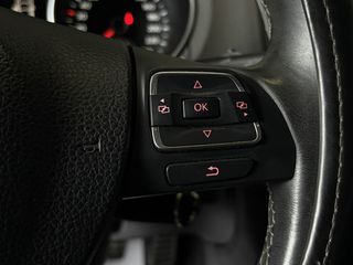 Volkswagen Golf 2011 1.6TDi (από 87€/μήνα)-thumb-28