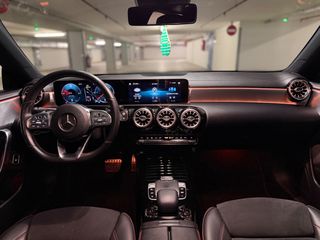Mercedes-Benz CLA 180 2019 AMG LINE-thumb-33