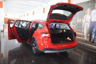 Ford Focus 2022 Estate Ecoboost Hybrid Active Navi / 6 Χρόνια Δωρεάν Servic-thumb-11
